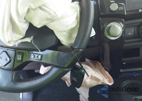 2023 Toyota 4Runner Trd Off Road Premium z USA, uszkodzony, nr VIN JTERU5JR8P6104230